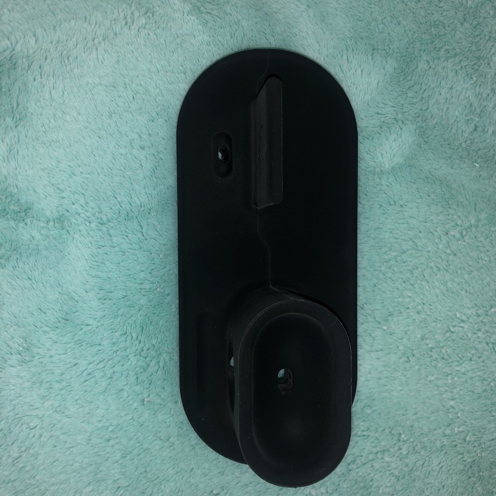 Charging Hub - Picture 3 of 3